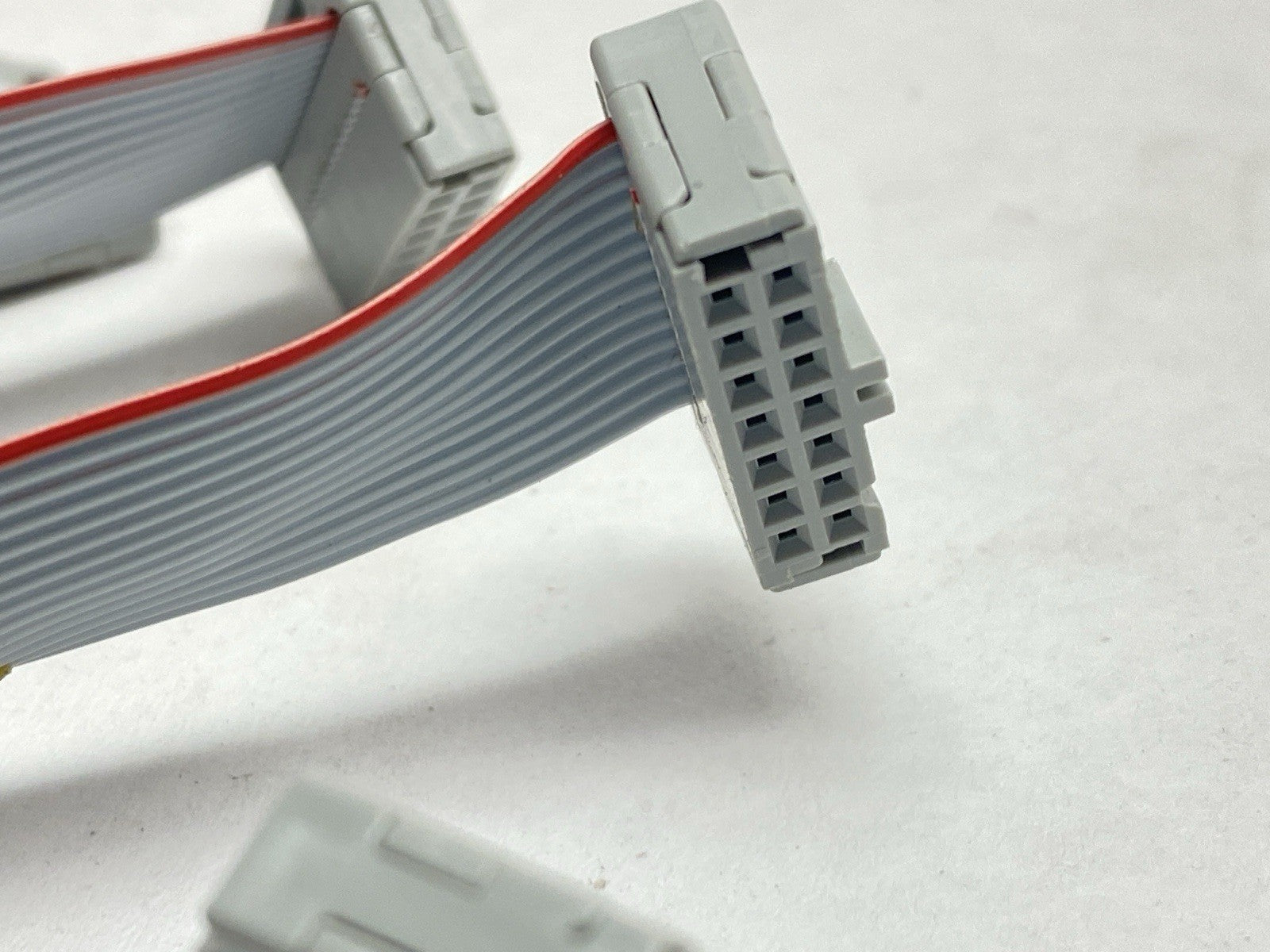 CAA 3963 Flat Ribbon Cable Assembly w/ KGS GRFC-8 Ferrite Core LOT OF 10 - Maverick Industrial Sales