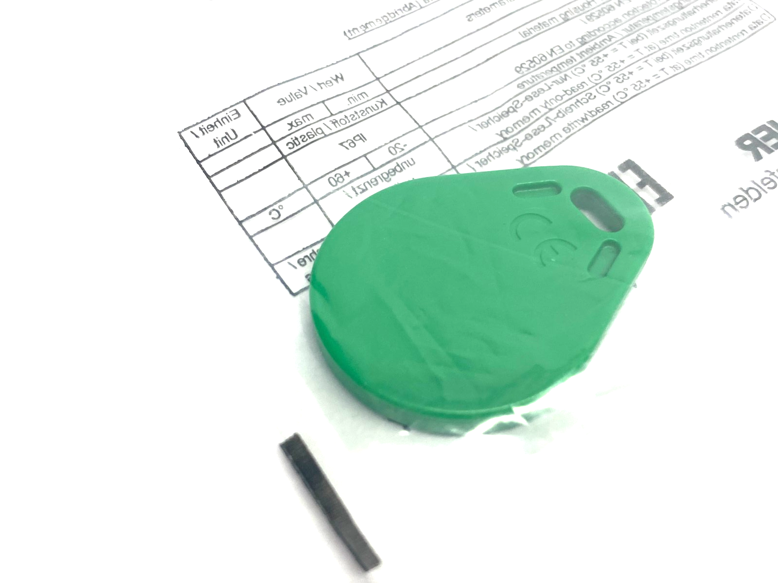 Euchner EKS-A-K1GNWT32-EU Electronic Key Read/Write 094839 - Maverick Industrial Sales