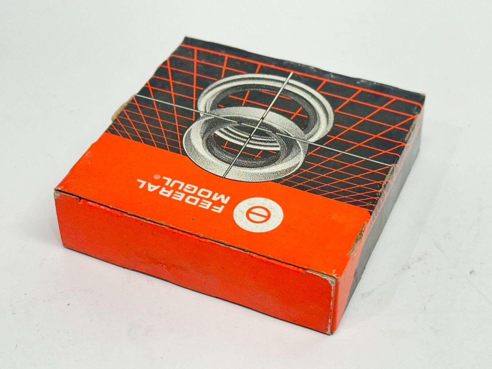 National Federal Mogul 473204 Oil Seal 2.125 x 2.750 x 0.375" - Maverick Industrial Sales