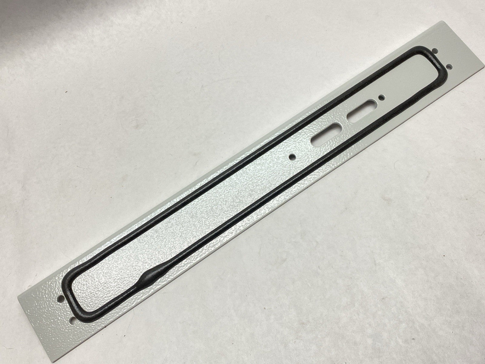 9951157 | Rittal Adapter Plate F-FMDC Low Amp - New – Open box - Maverick Industrial Sales