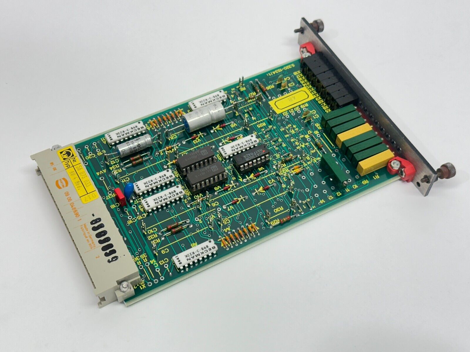 Leybold Heraeus 5.320-1534/1i AV04 PC Board Card 58 073 033 - Maverick Industrial Sales