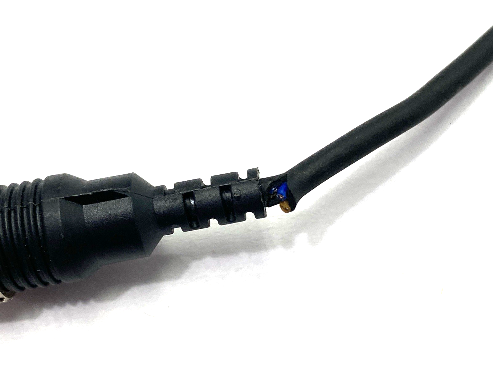 Omron E3T-FT14 Ultrathin Photoelectric Sensor 500mm Sensing Distance M2 2m - Maverick Industrial Sales