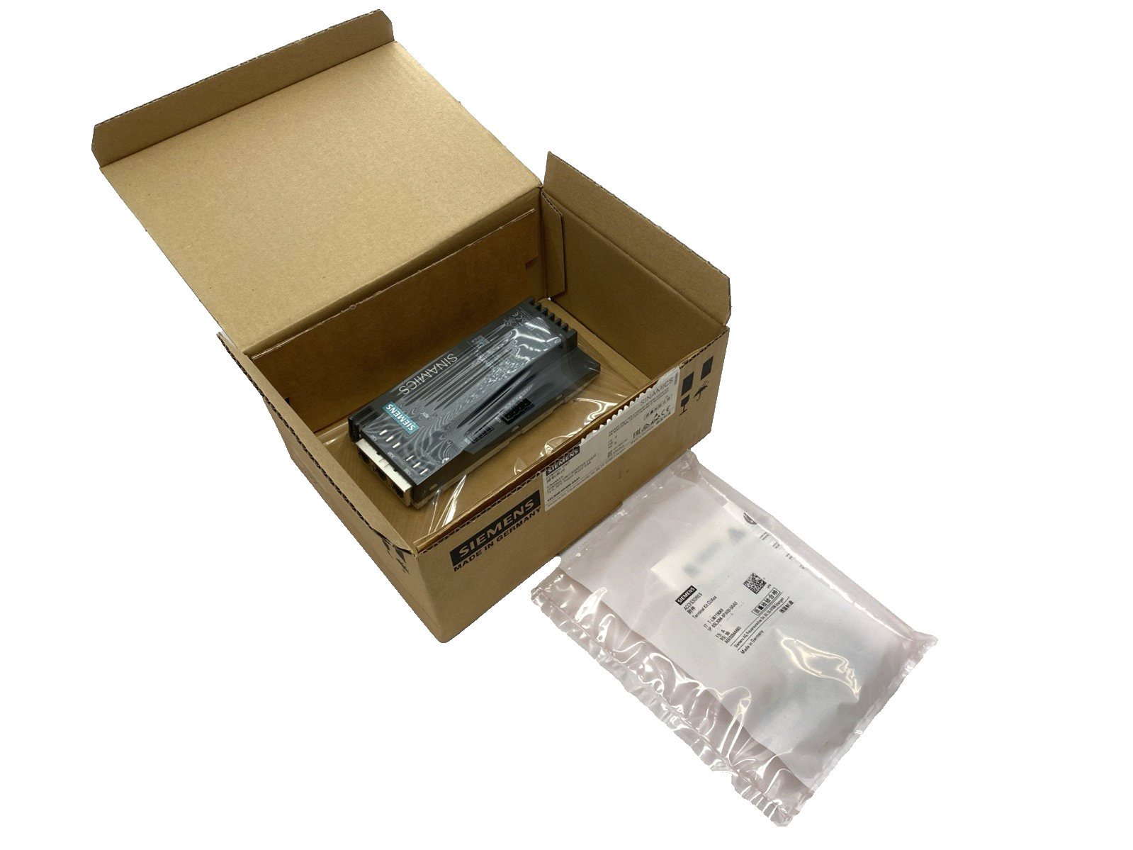 6SL3040-0PA00-0AA1 | Siemens SINAMICS CUA31 Control Unit Adapter 24VDC - New – Open box - Maverick Industrial Sales