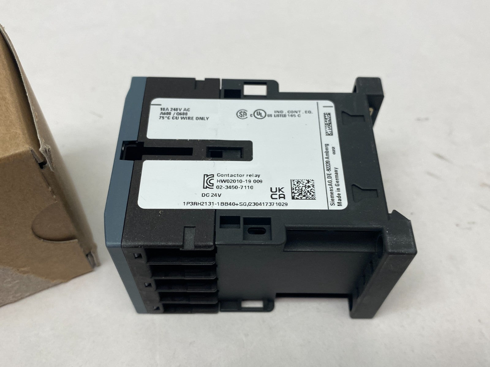 Siemens 3RH2131-1BB40 Sirius Contactor 10A, 230V, 31E 3NO+1NC - Maverick Industrial Sales