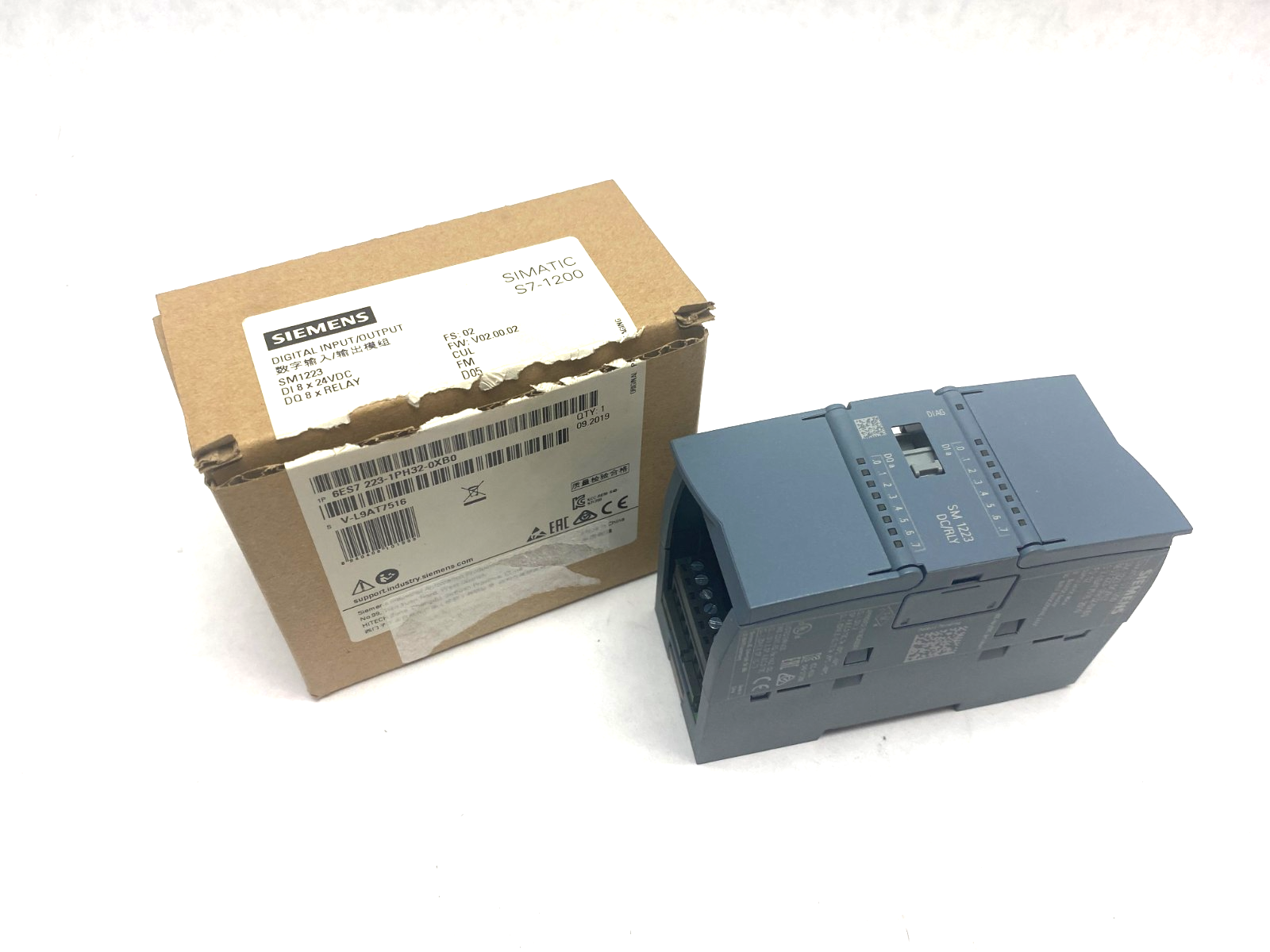 Siemens 6ES7 223-1PH32-0XB0 SIMATIC S7-1200 Digital Input/Output Module SM1223 - Maverick Industrial Sales