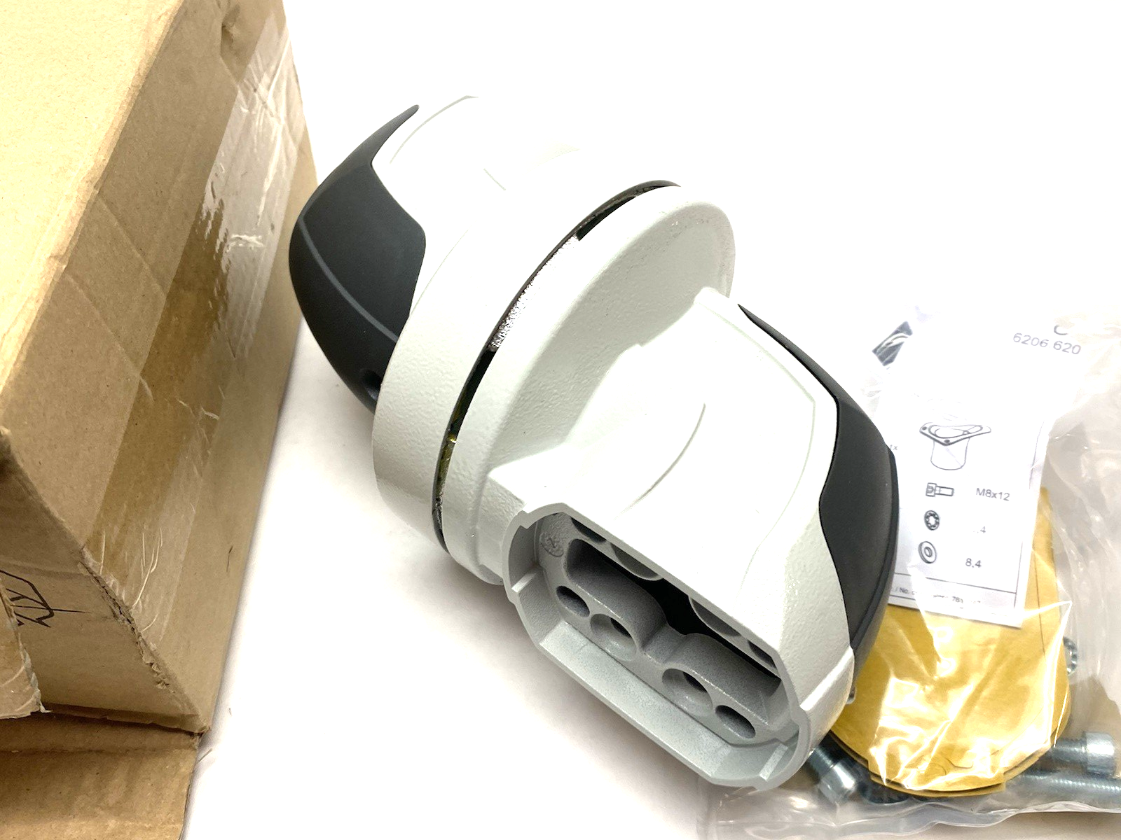 CP 6206.620,6206620 | Rittal CP 6206.620 Intermediate Hinge, Pivoted 330-Degree, CP 60 System, 6206620 - New – Open box - Maverick Industrial Sales