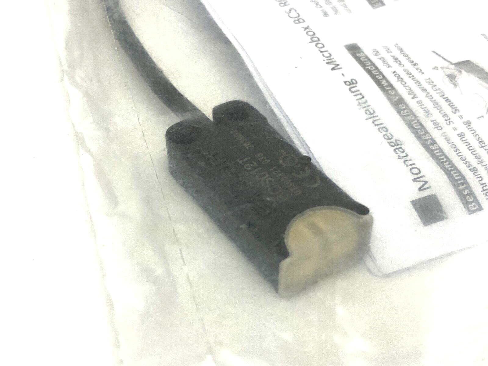Balluff BCS R08RRE-PSM80C-EP00,3-GS75 Capacitive Proximity Switch Sensor BCS012T - Maverick Industrial Sales