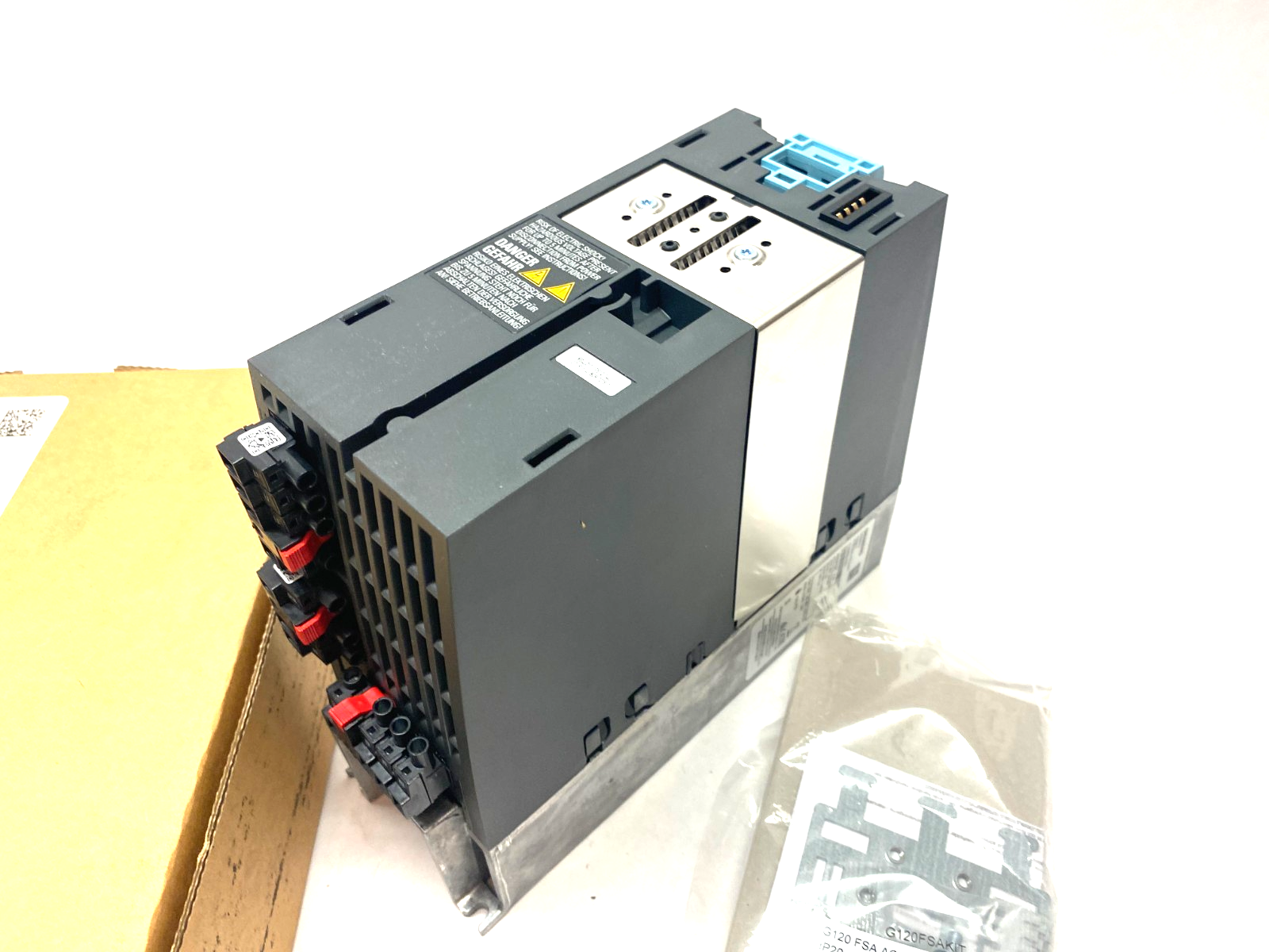 Siemens 6SL3210-1PE21-8UL0 SINAMICS PM240-2 Power Module 380-480V - Maverick Industrial Sales