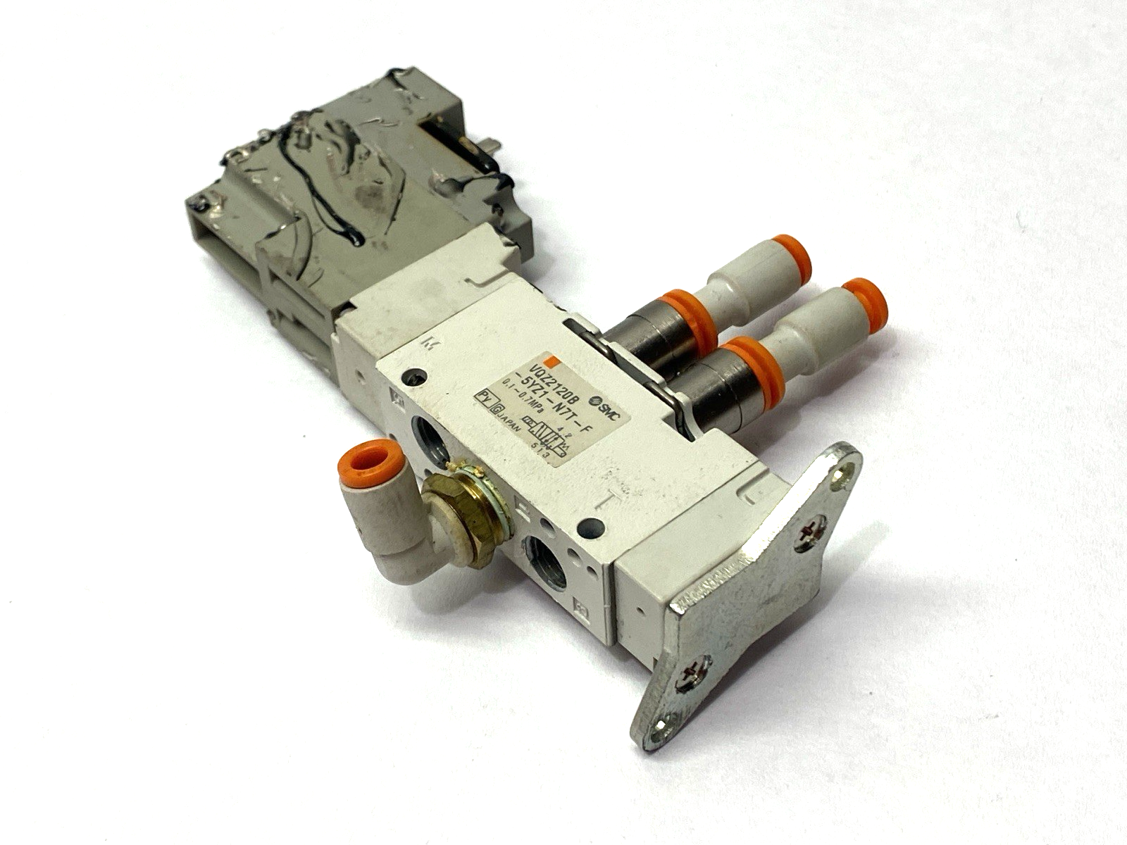 SMC VQZ2120B-5YZ1-N7T-F Solenoid Valve 1/4" Ports - Maverick Industrial Sales