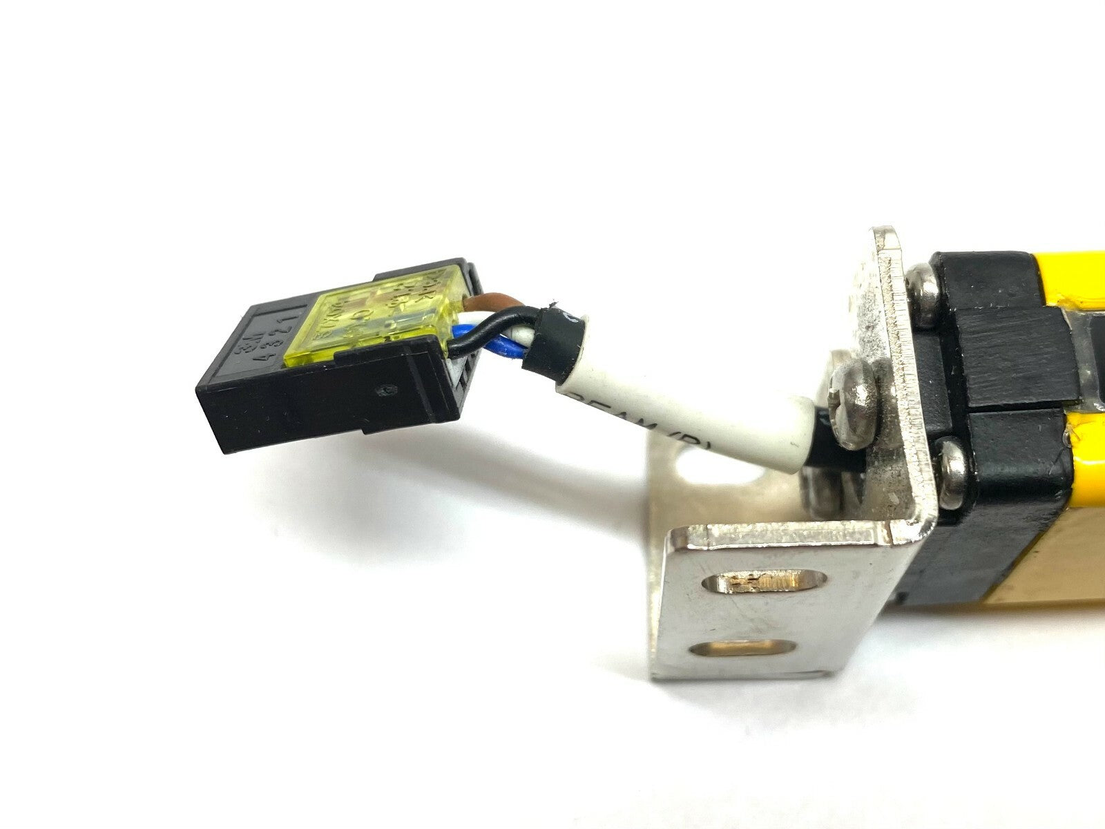 Sanil SMB-24B Area Sensor - Maverick Industrial Sales
