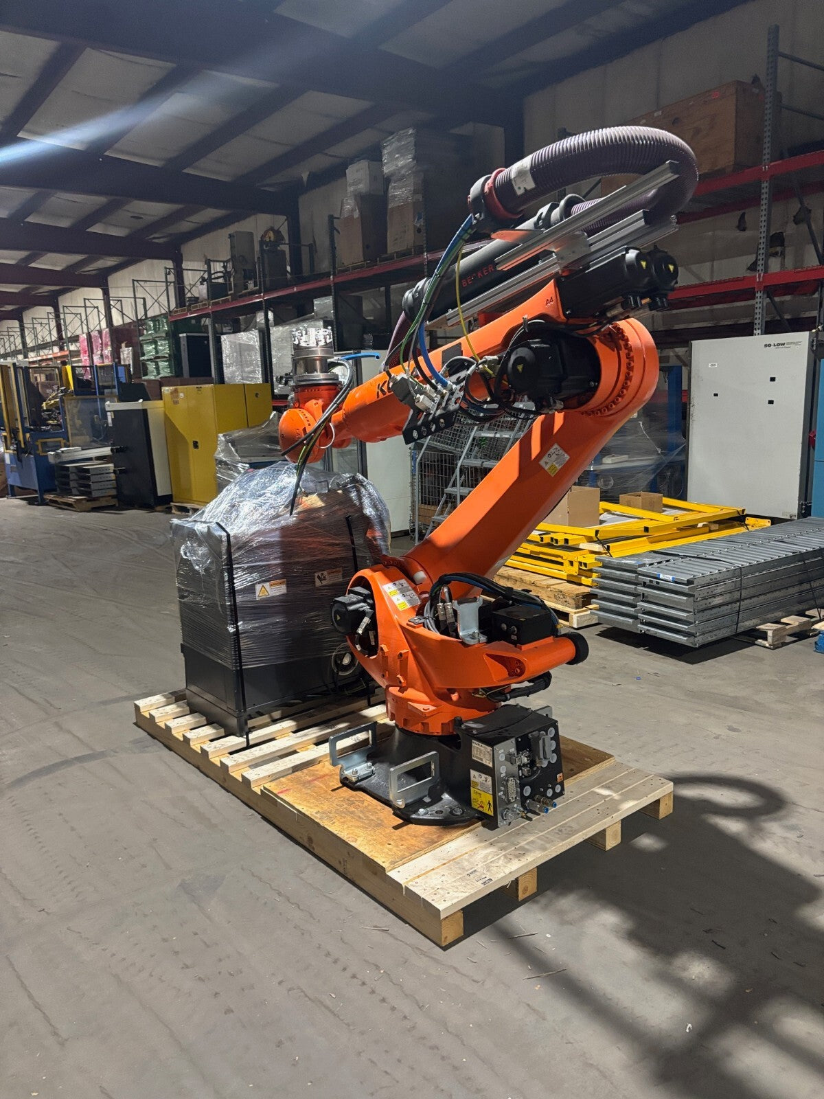 Kuka KR 120 R2700-2 / FLR Robot System w/ KR C4 NA UL Cabinet Controller, 2021 - Maverick Industrial Sales