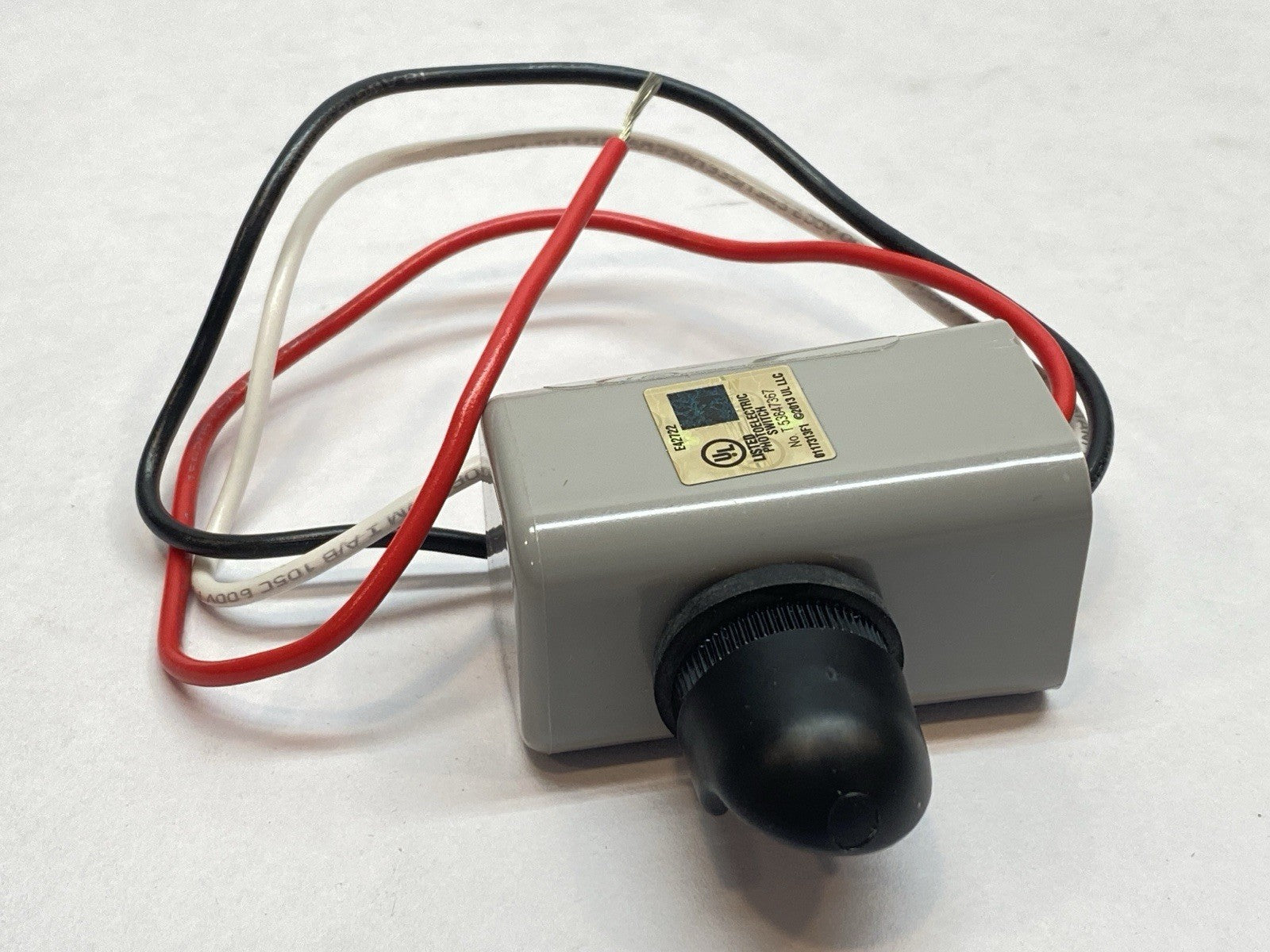 EK4036S | Intermatic NightFox Premium Button Mount Electronic Photocontrol 120V - New – Open box - Maverick Industrial Sales