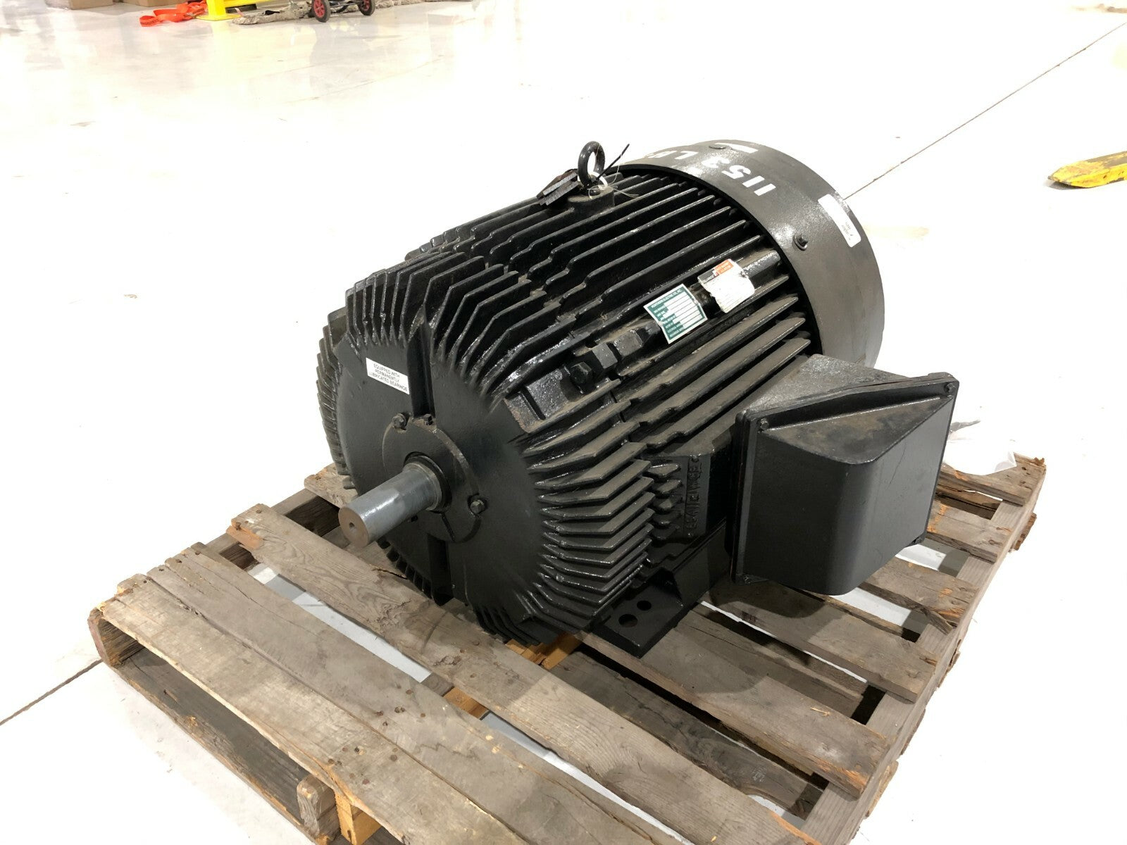 Reliance 1MAF34939-G1-RP Electric Motor 100 HP 575V 405TS A-C - Maverick Industrial Sales