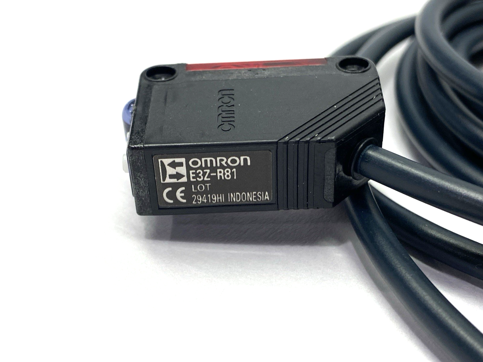 Omron E3Z-R81 Photoelectric Sensor 12-24VDC 2m - Maverick Industrial Sales