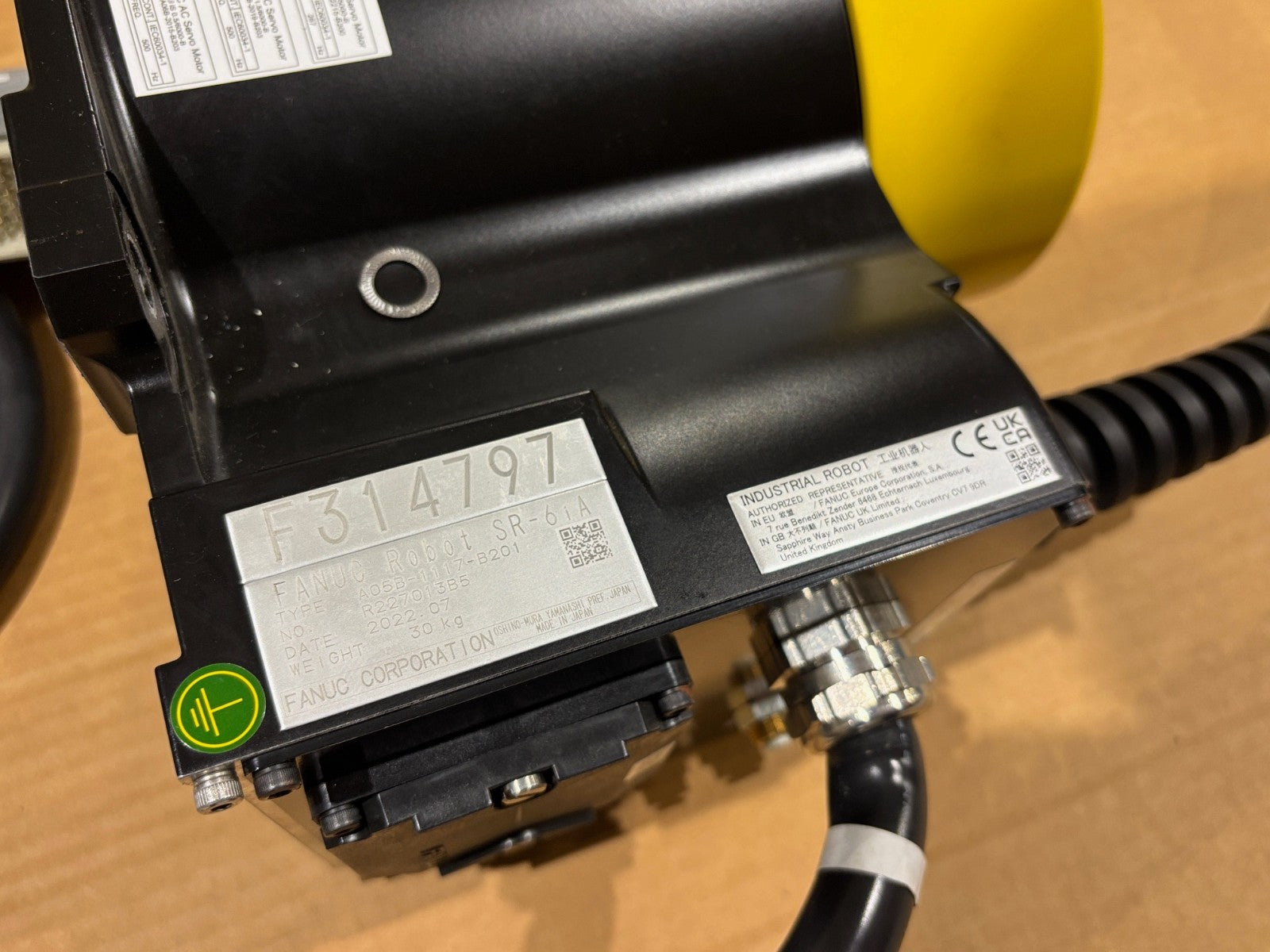Fanuc SR-6iA Pick & Place Robot System w/ R-30iB Compact Plus Controller (2022) - Maverick Industrial Sales