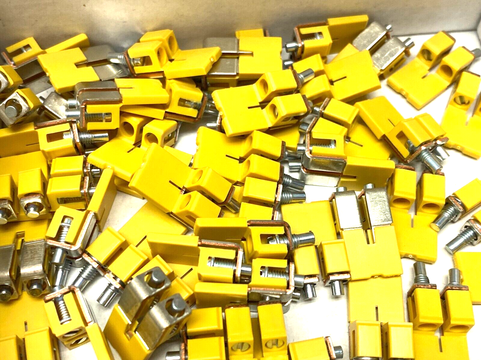 Allen Bradley 1492-CJJ6-2 Ser. A Terminal Block Center Jumper 2-Pole BOX OF 50 - Maverick Industrial Sales