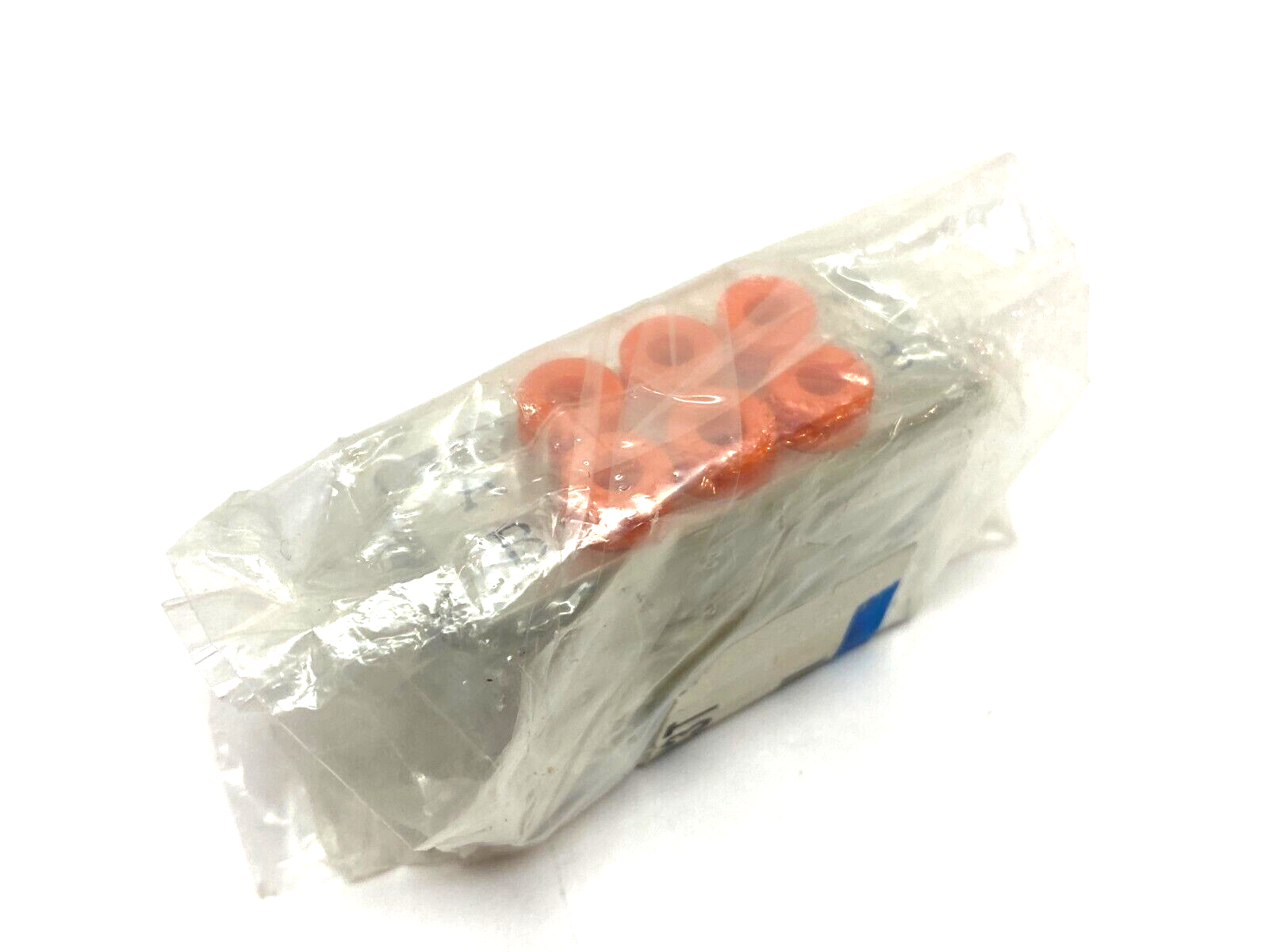 SS5YJ3-32-03-N3T | SMC Pneumatic Manifold Assembly - New - Maverick Industrial Sales