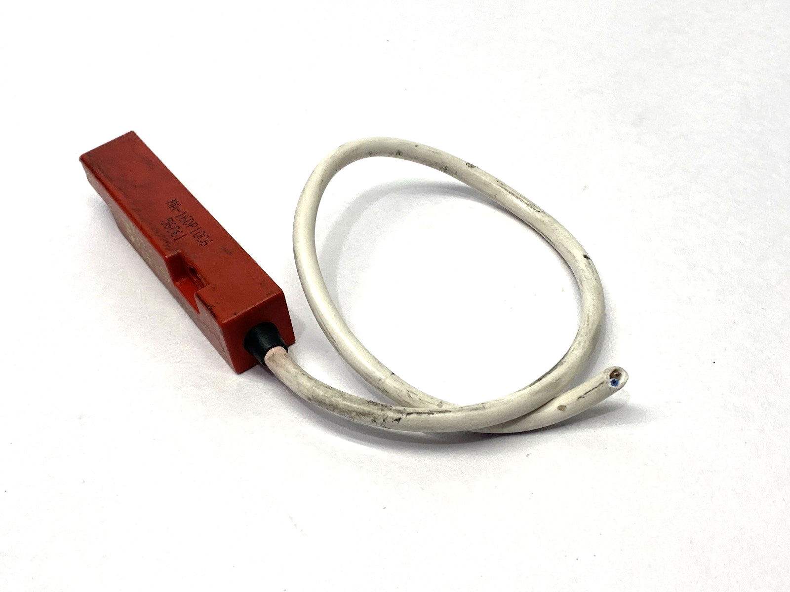 MA-16DP10C6 | Omron Sti Non-Contact Safety Switch CORD CUT SHORT - Used - Maverick Industrial Sales