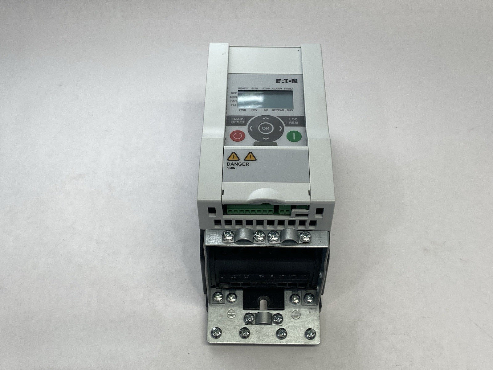 MMX11AA1D7N0-0 | Eaton M-Max Series Adjustable Frequency AC Drive, FS2 frame - Used - Maverick Industrial Sales