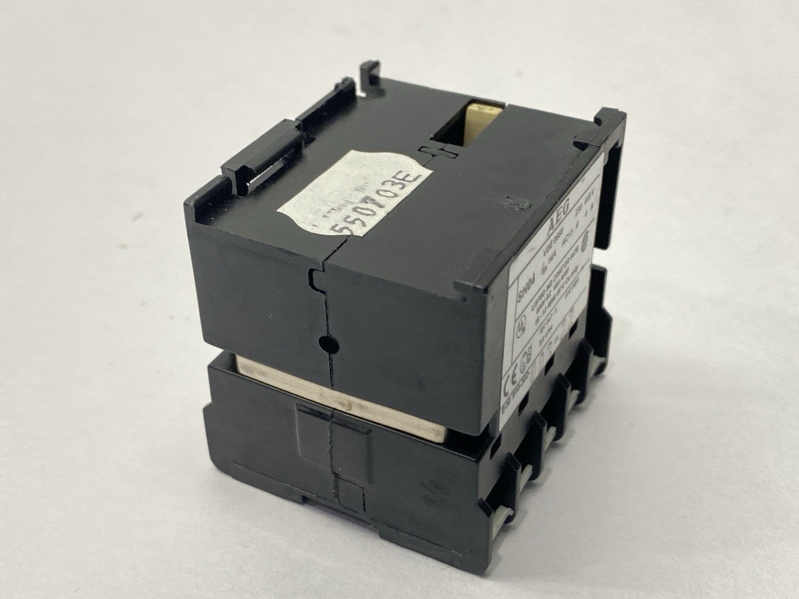 SH04-22Z | AEG Control Relay 16A 120V Coil - Used - Maverick Industrial Sales