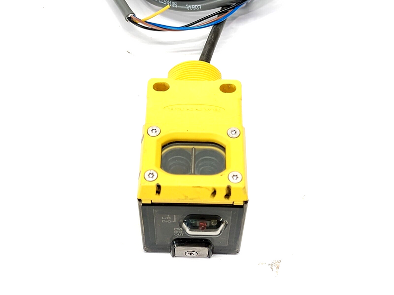 Banner Q45VR2D Diffuse Rugged Rectangular Sensor, Electromechanical Relay, 35438 - Maverick Industrial Sales