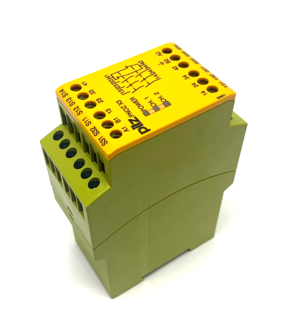 774310 | Pilz Standalone Safety Relay 1/2-Chan PNOZ X3 24VAC 24VDC 3n/o 1n/c 1so - New – Open box - Maverick Industrial Sales
