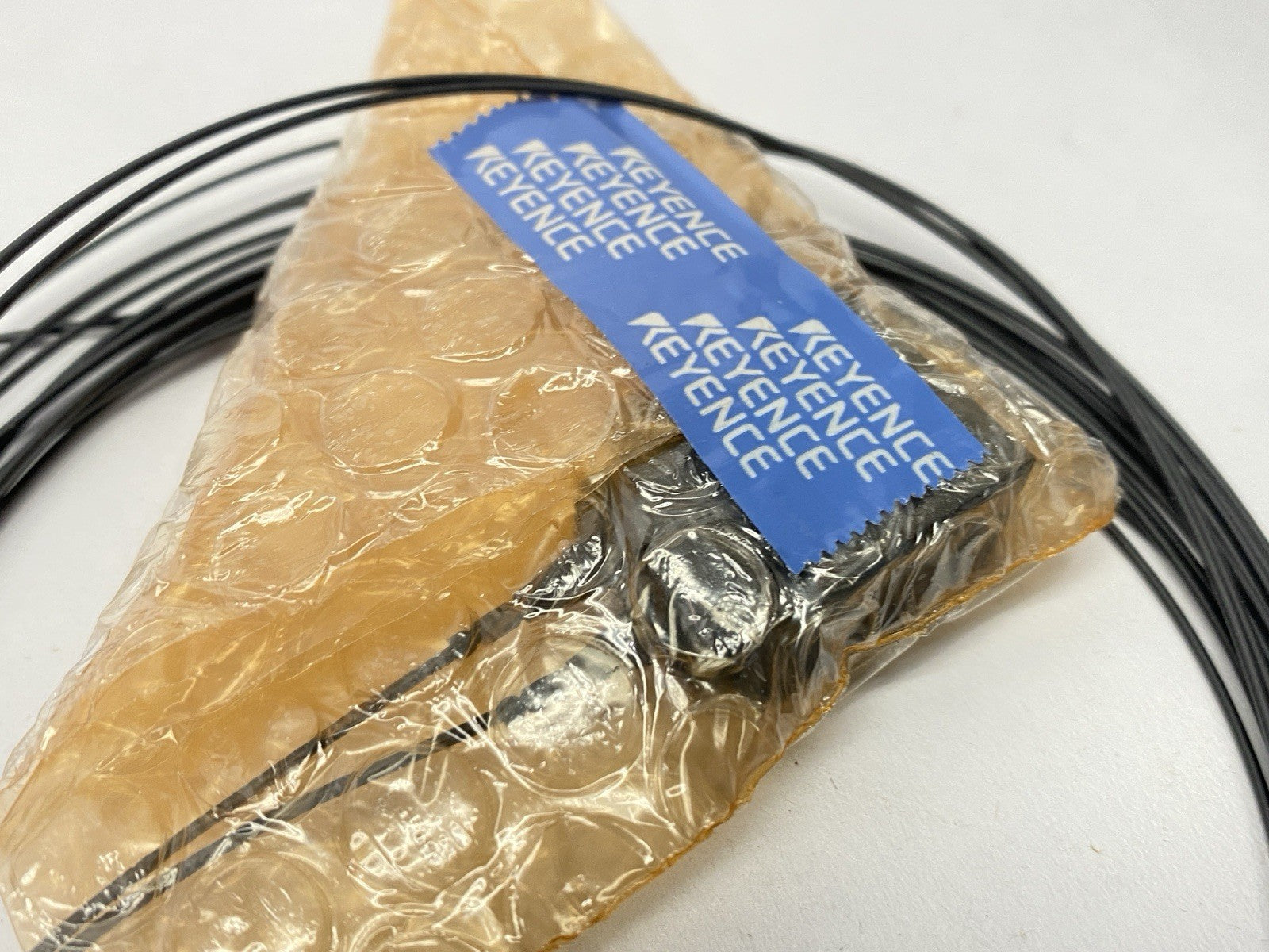 FU-15 | Keyence Digital Fiber Optic Sensor Retro-Reflective FIber Unit - New – Open box - Maverick Industrial Sales