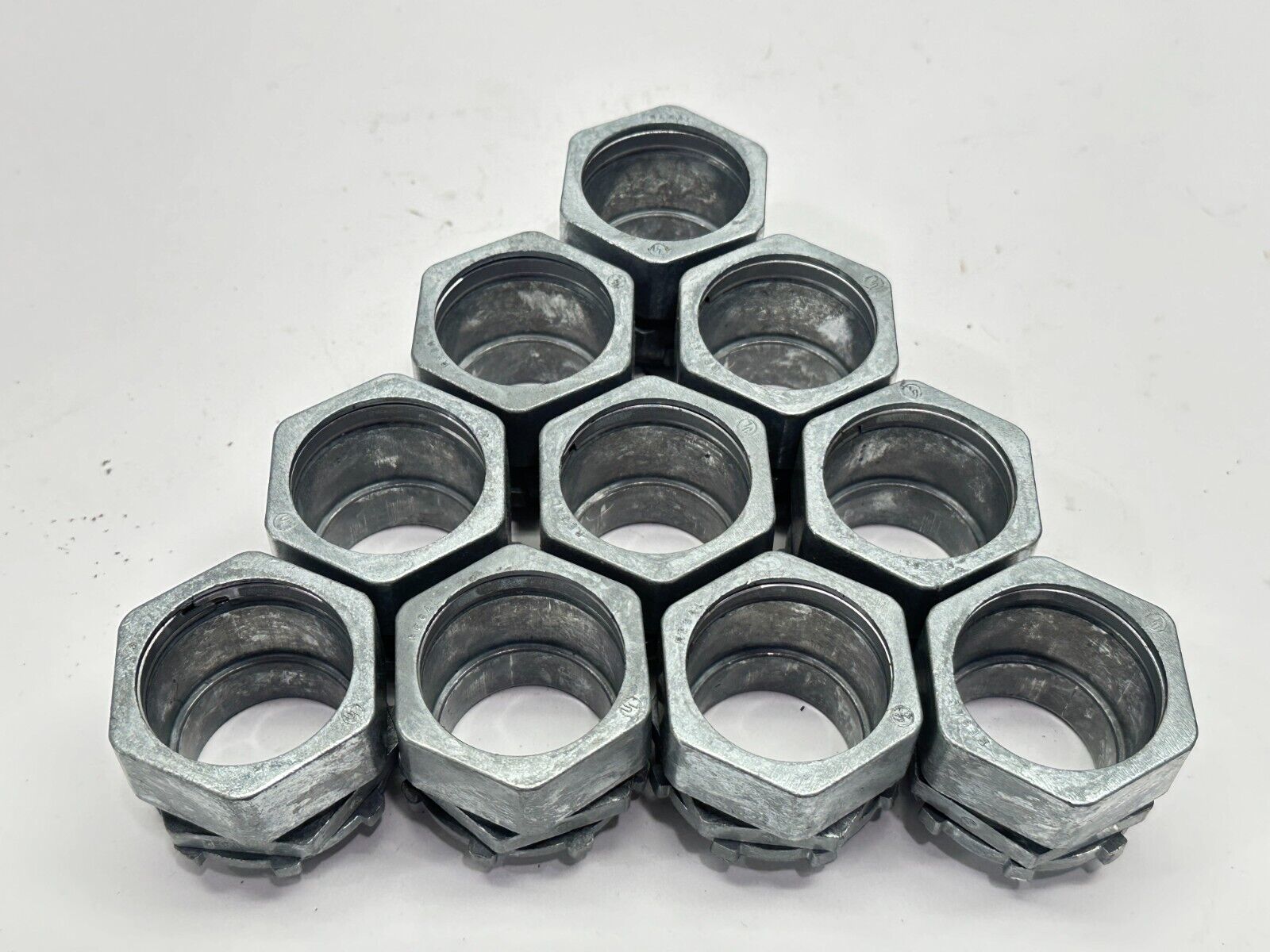 Regal 5394-60400 604 E.M.T. Connector Compression Type 1-1/4" LOT OF 10 - Maverick Industrial Sales