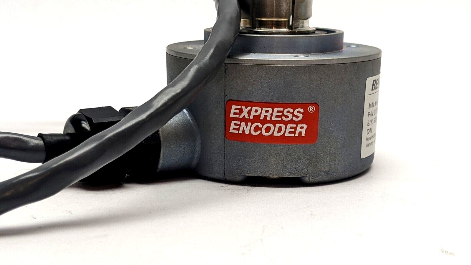 BEI 01072-417 Incremental Optical Encoder XHS25F-75-R2-SS-500-ABZC-28V/V-SCS18 - Maverick Industrial Sales
