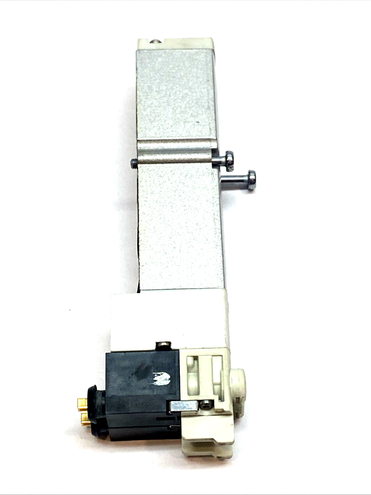 Festo VMPA2-M1H-H-PI Solenoid Valve 24V DC Industrial Pneumatic Valve 537959 - Maverick Industrial Sales