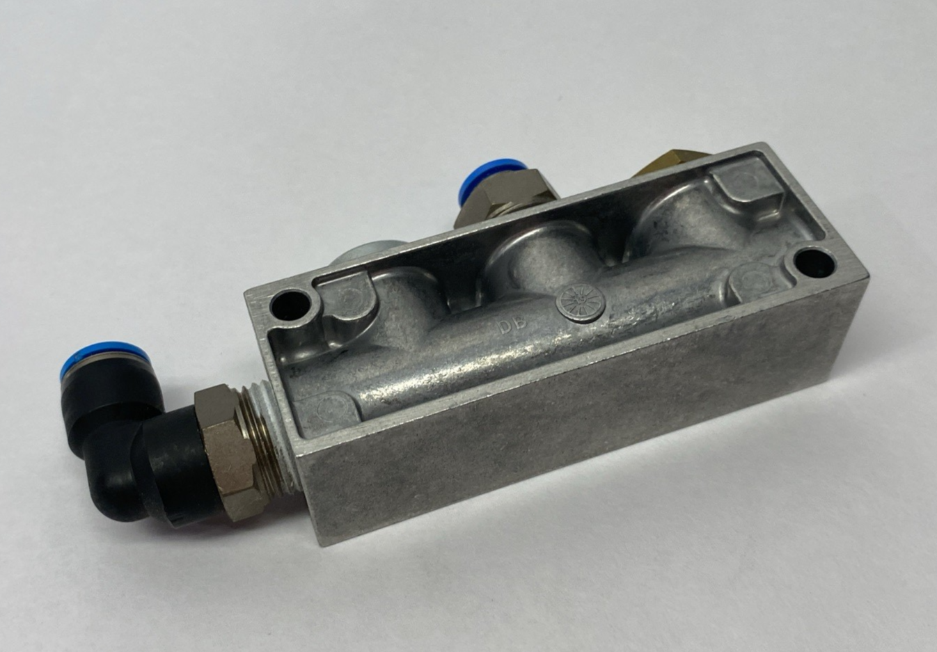 Festo FR-4-1/2-B Distributor block 6704 - Maverick Industrial Sales