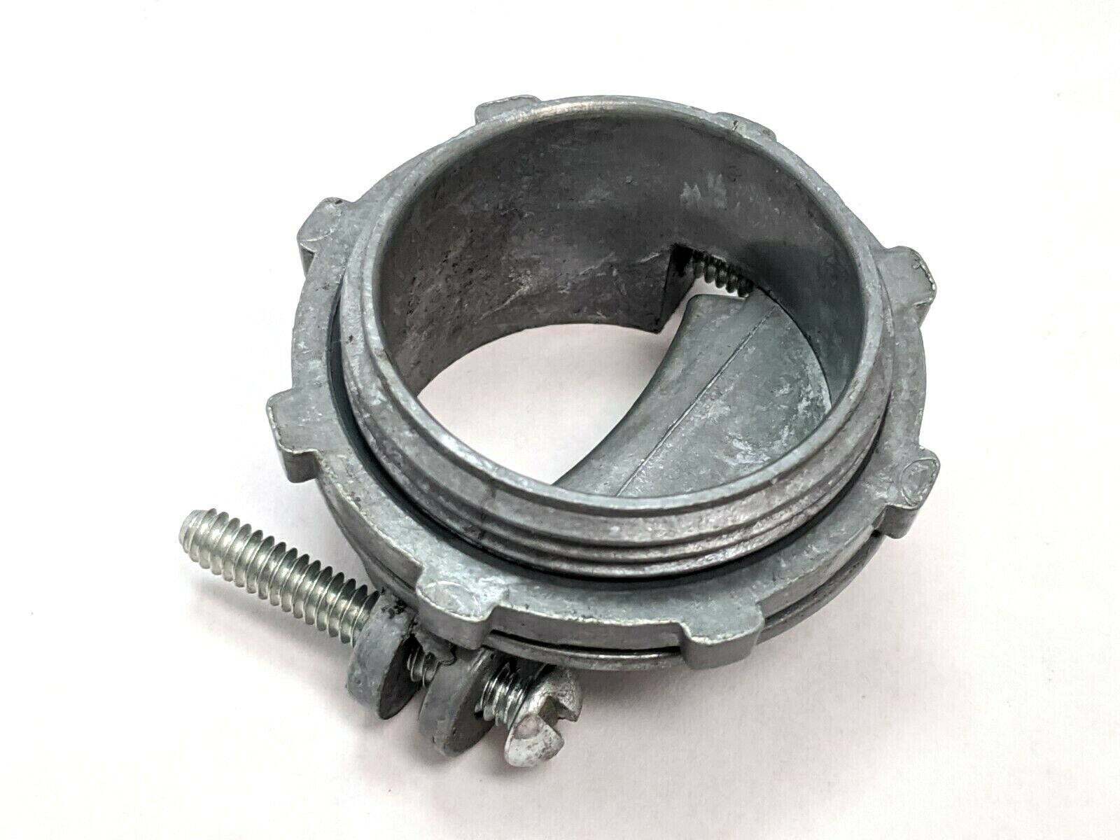 Regal 6626 Connector 2 Screw Clamp 1-1/4” Inch LOT OF 7 - Maverick Industrial Sales