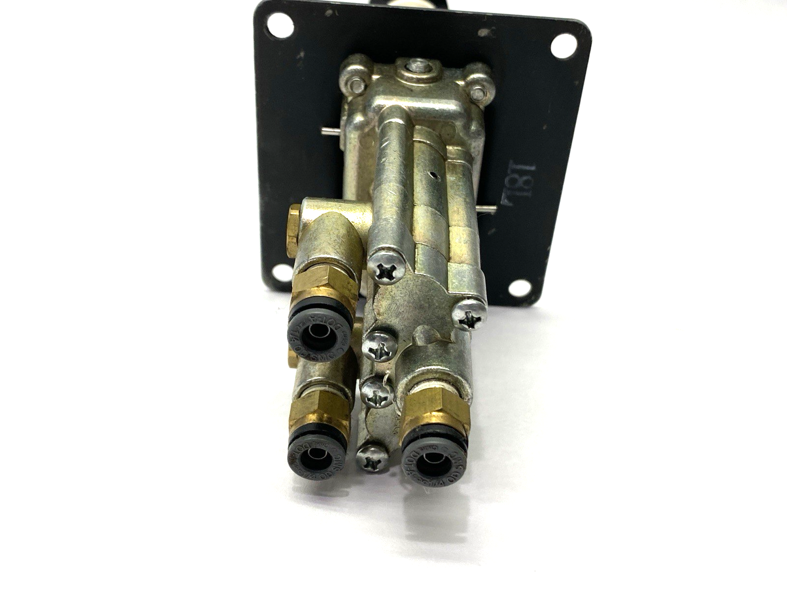 Buyers Products K1010FAS1 Feathering Air Valve 4-Way 3-Position 1/4" Port NO KIT - Maverick Industrial Sales