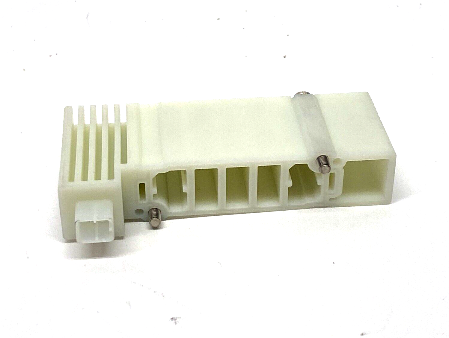SMC SY50M-26-1A-NA Valve Manifold Blanking Plate Assembly LOT OF 7 - Maverick Industrial Sales