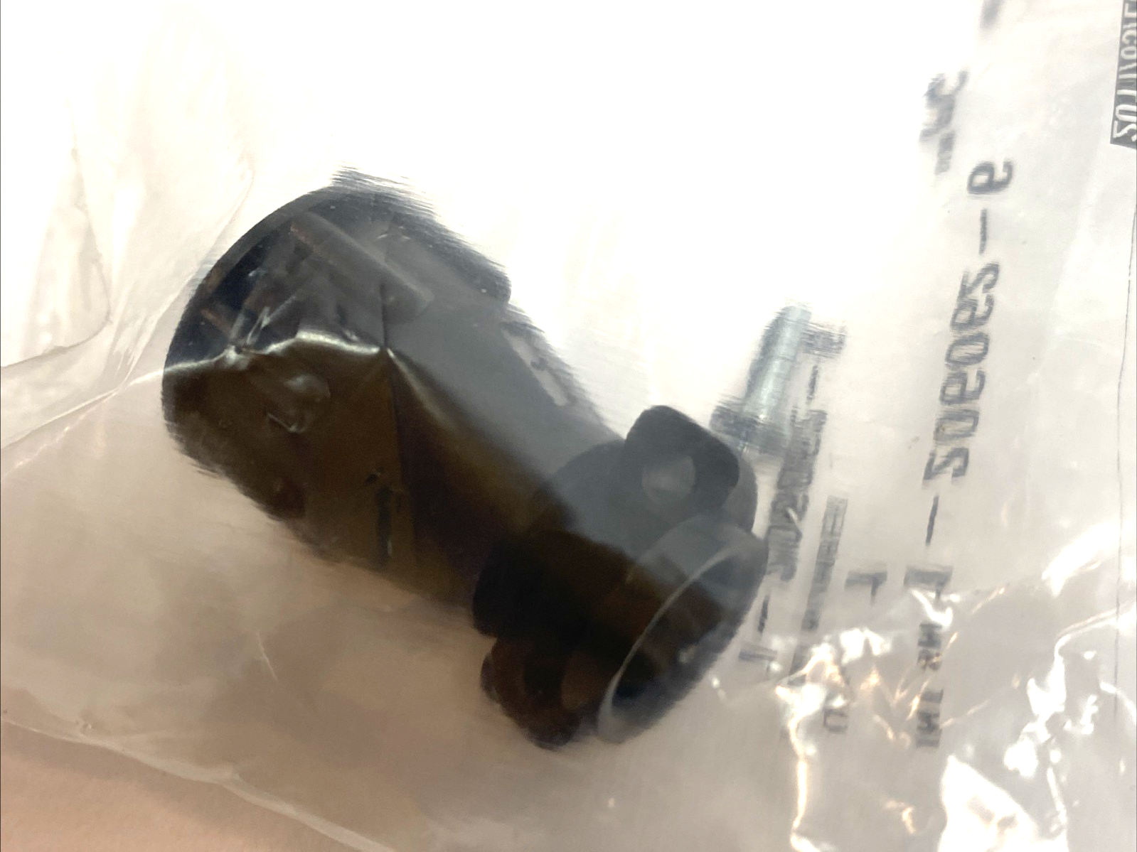 TE Connectivity 1-206062-6 AMP CPC Cable Clamp Kit Size 11 Straight LOT OF 2 - Maverick Industrial Sales