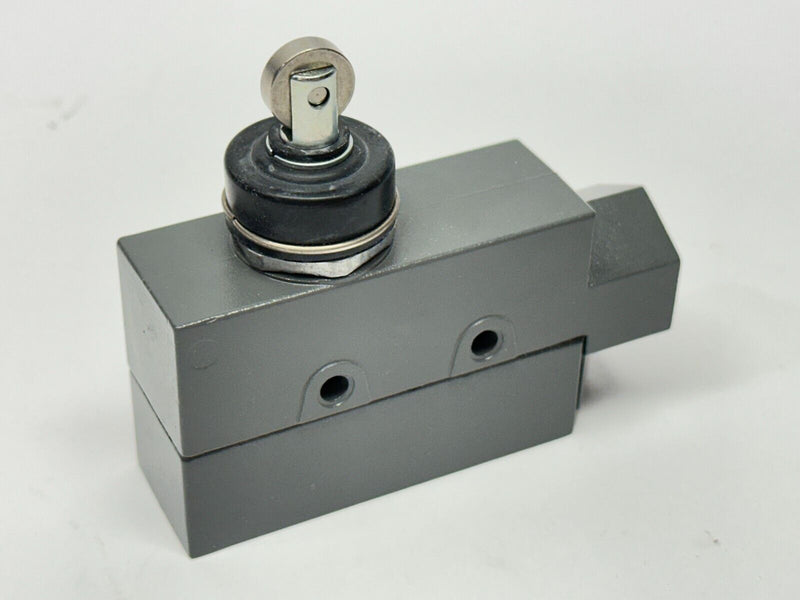 Eaton E47BLS08 Ser A6 Precision Limit Switch 15A 250VAC 6A 30VDC - Maverick Industrial Sales