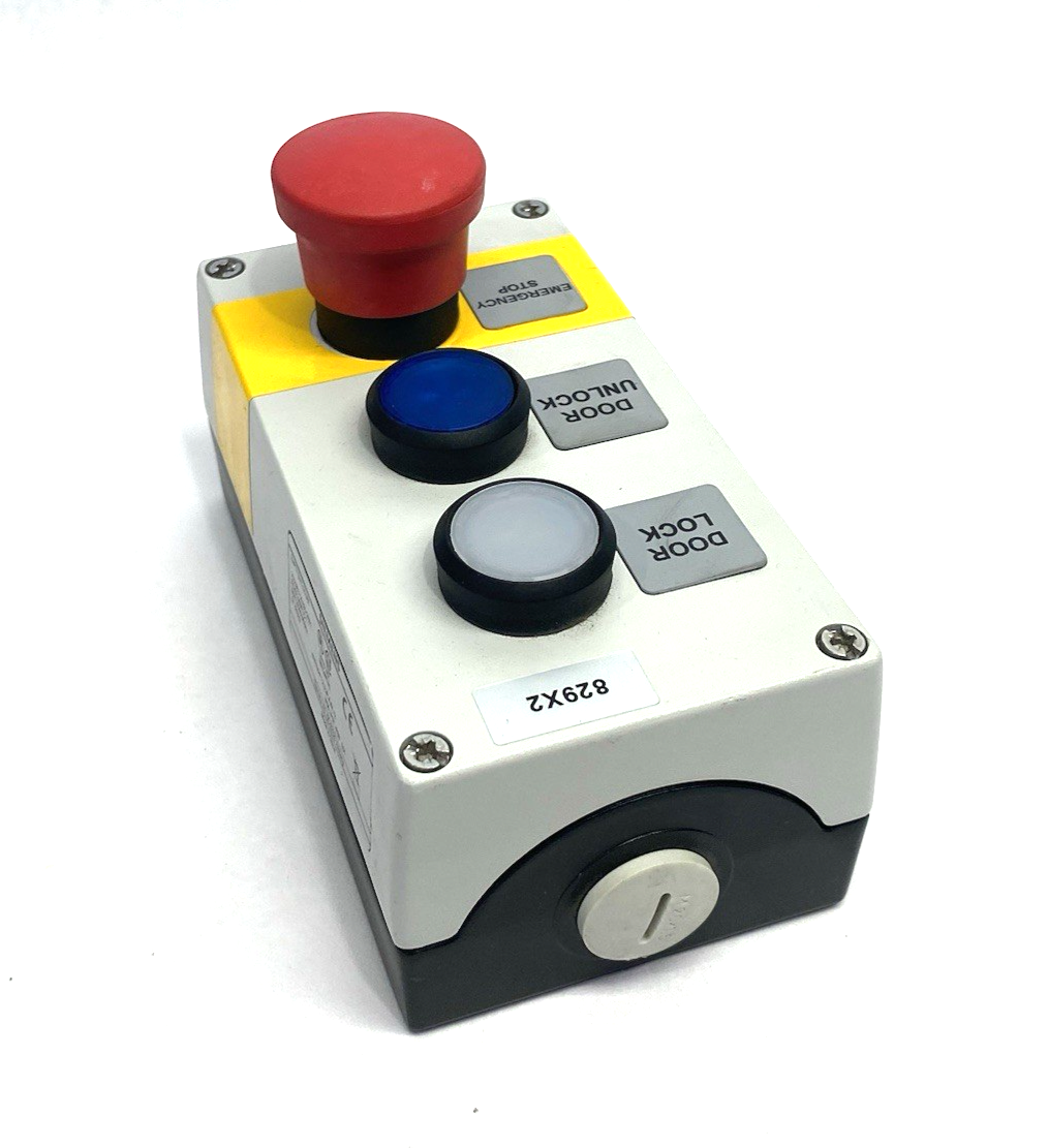 3SU1853-0AA00-0AB1 | Siemens Enclosure w/ E-Stop, Dual Illuminated Pushbuttons - Used - Maverick Industrial Sales
