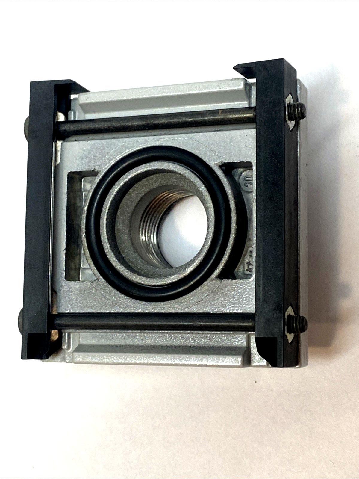 MS6-EM1-1/2 1/2" | Festo Threaded Connection Plate / Shut-Off Module 8089732 - Used - Maverick Industrial Sales