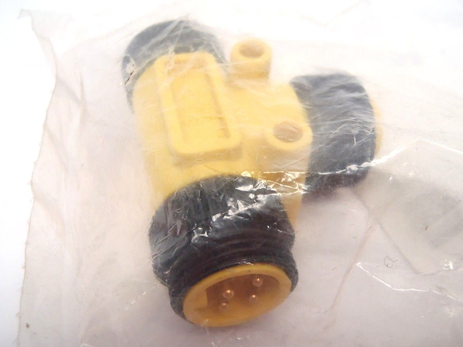 1300180466 | Brad Connectivity Mini-Change Assembly 3 Way Junction Tee 600V 5.6A - New Other - Maverick Industrial Sales