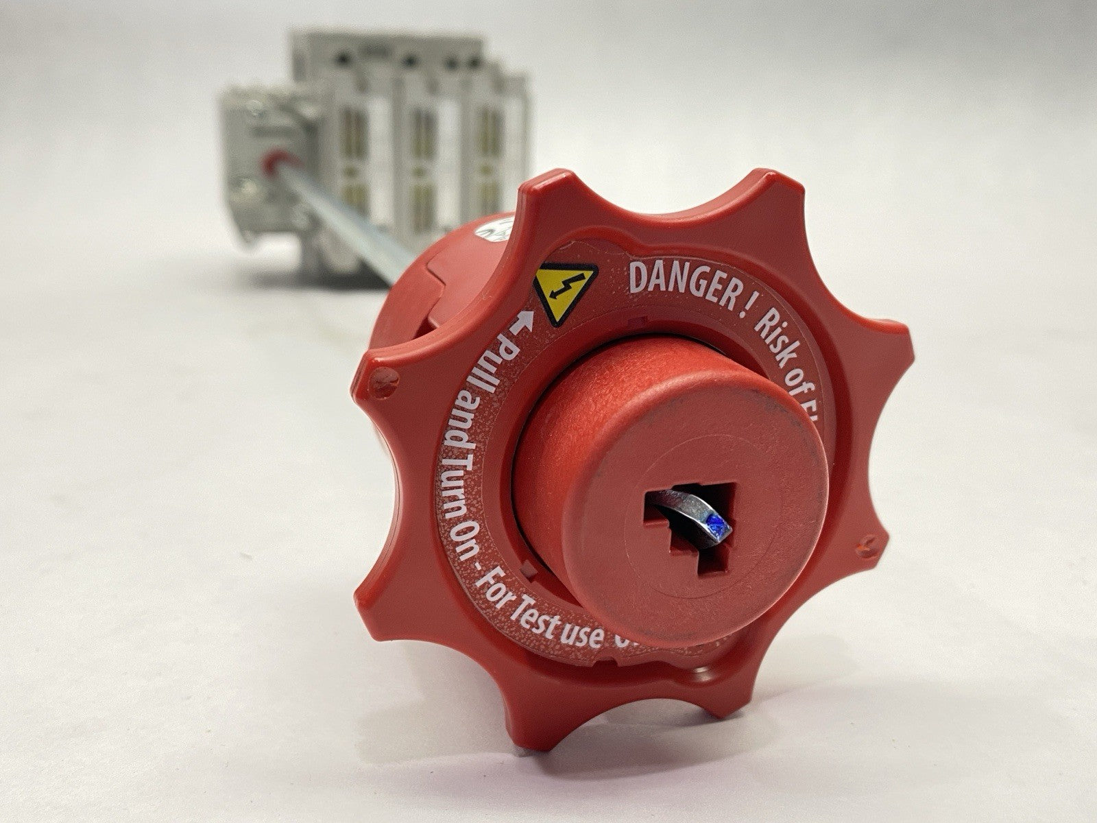 Allen Bradley 194R-J30-1753 Ser A Disconnect Switch 30A w/ 15" Extension 194R-N2 - Maverick Industrial Sales