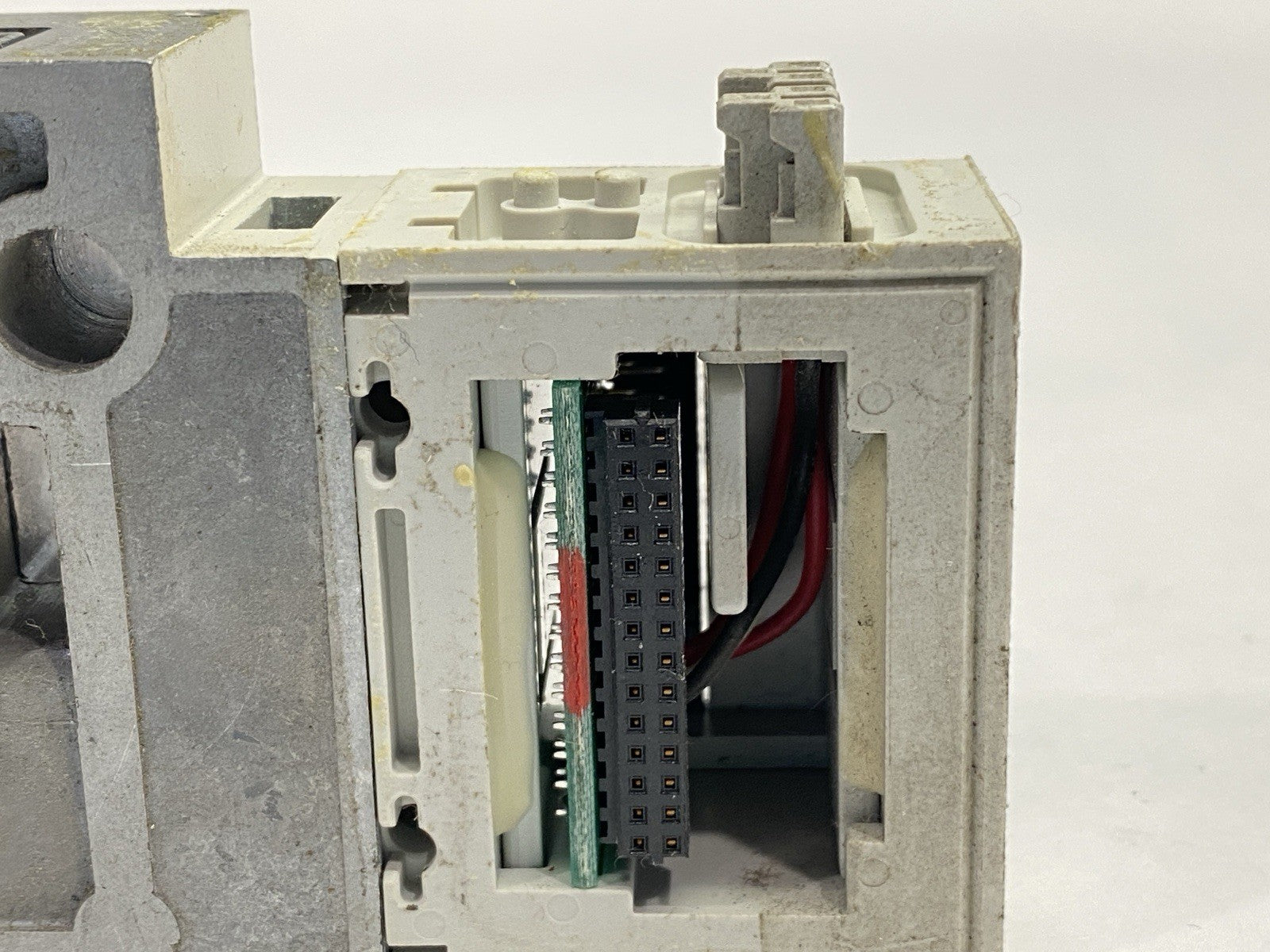 SMC VQ4000 Pneumatic Manifold Base Unit - Maverick Industrial Sales