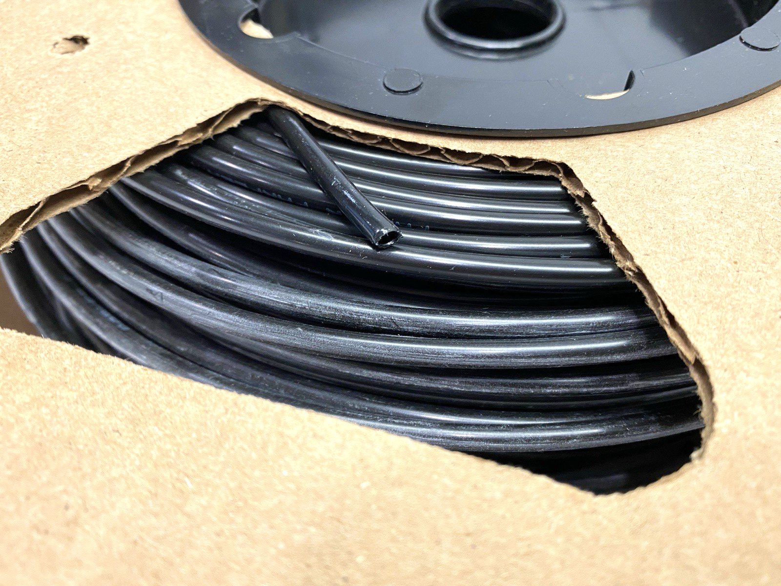 NB-2.5-025 | Parker Black Nylon Tubing .106" ID 5/32" OD SHELFWARE LOT OF 230' - New – Open box - Maverick Industrial Sales