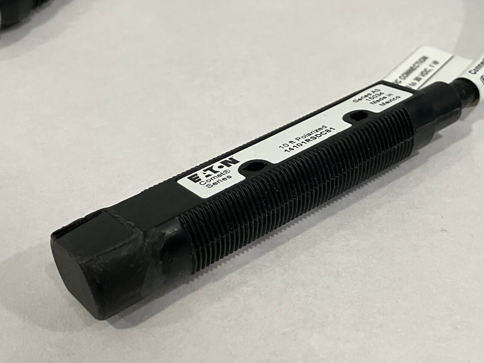 Eaton 14101RSDC81 Comet A3 Tubular Photoelectric Sensor 10-30VDC 10' Polarized - Maverick Industrial Sales