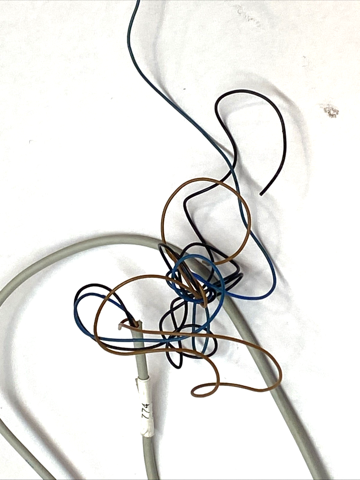 D-M9PV | SMC Auto Switch 3-Wire PNP Perp Cable 0.5m IP67 5–24VDC LOT OF 2 - Used - Maverick Industrial Sales