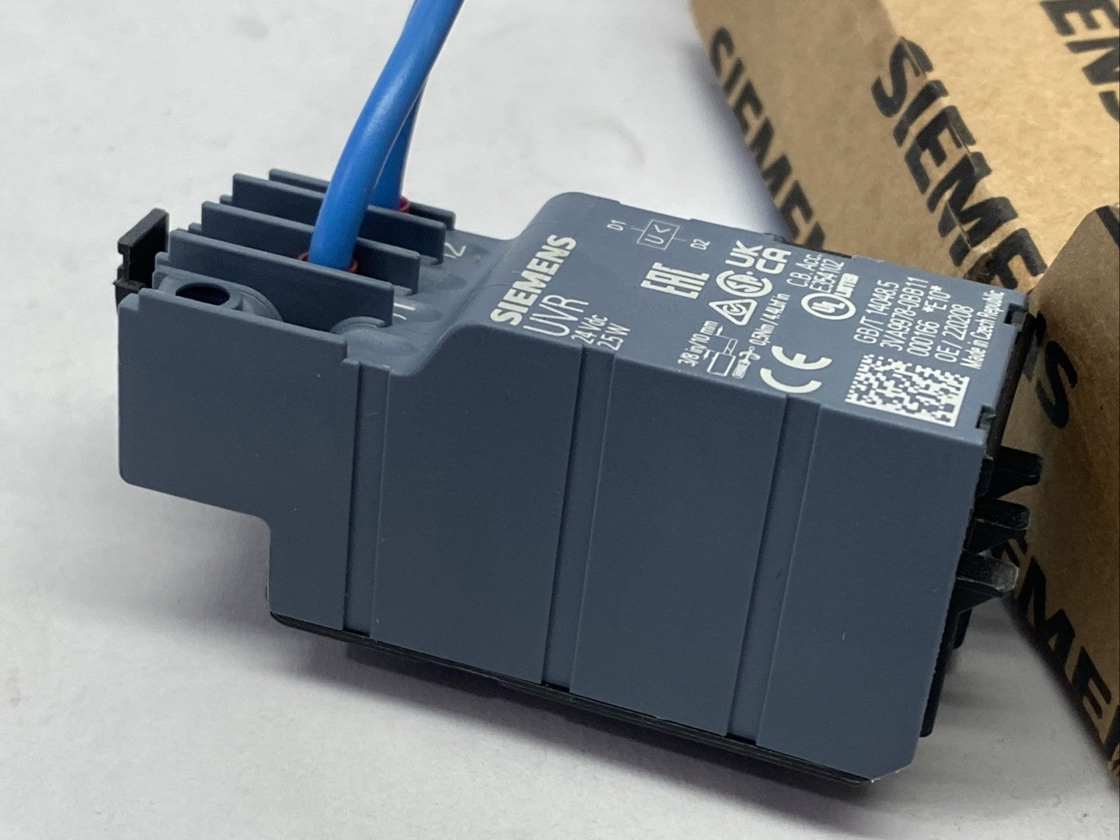 Siemens 3VA9978-0BB11 Circuit Breaker Under Voltage Release 24VDC - Maverick Industrial Sales