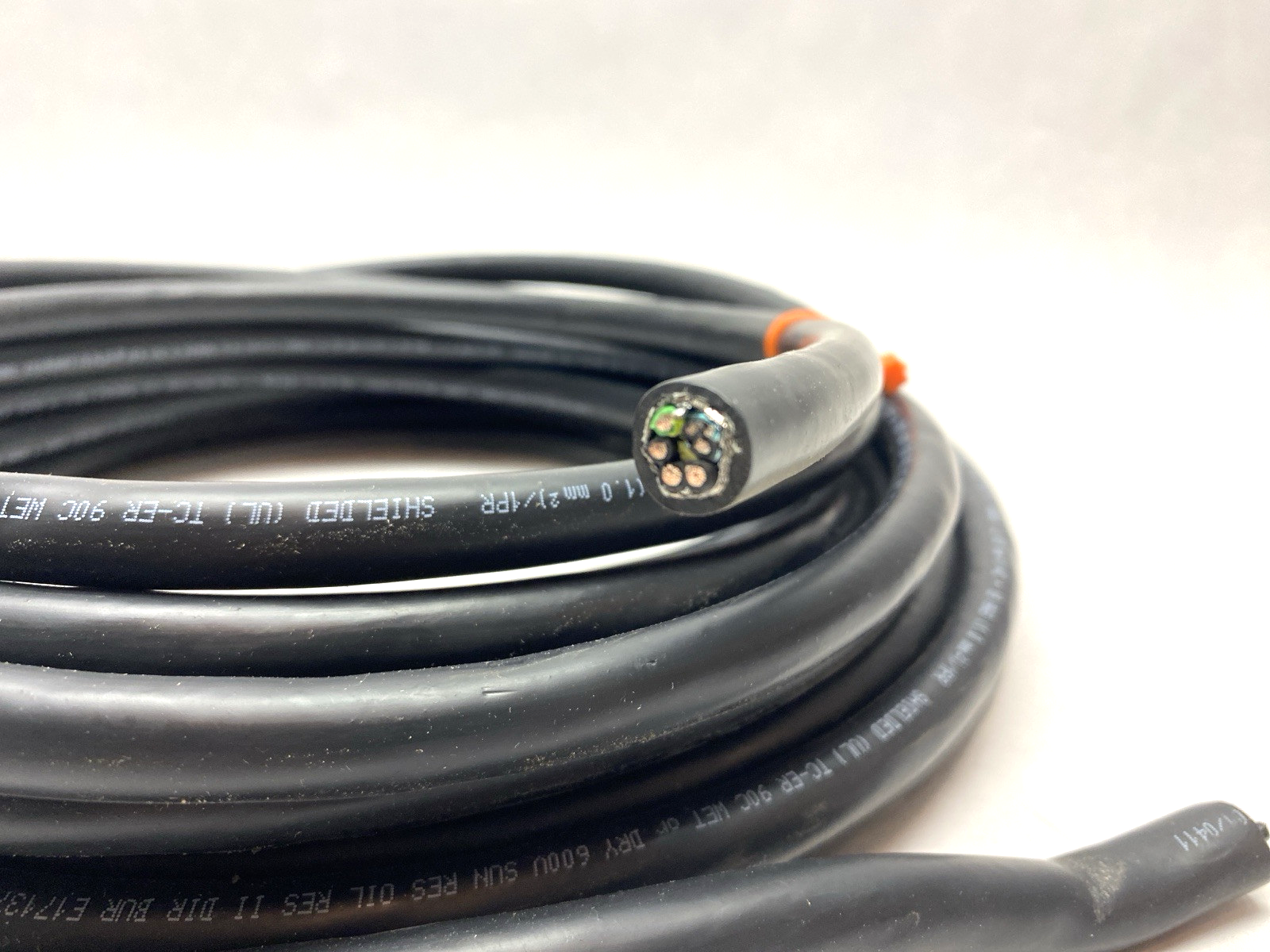 LAPP 701711 Cable OLFLEX VFD 1XL w/SIGNAL 14/4C+18/2C 35.0 FT 4C 14 AWG black - Maverick Industrial Sales