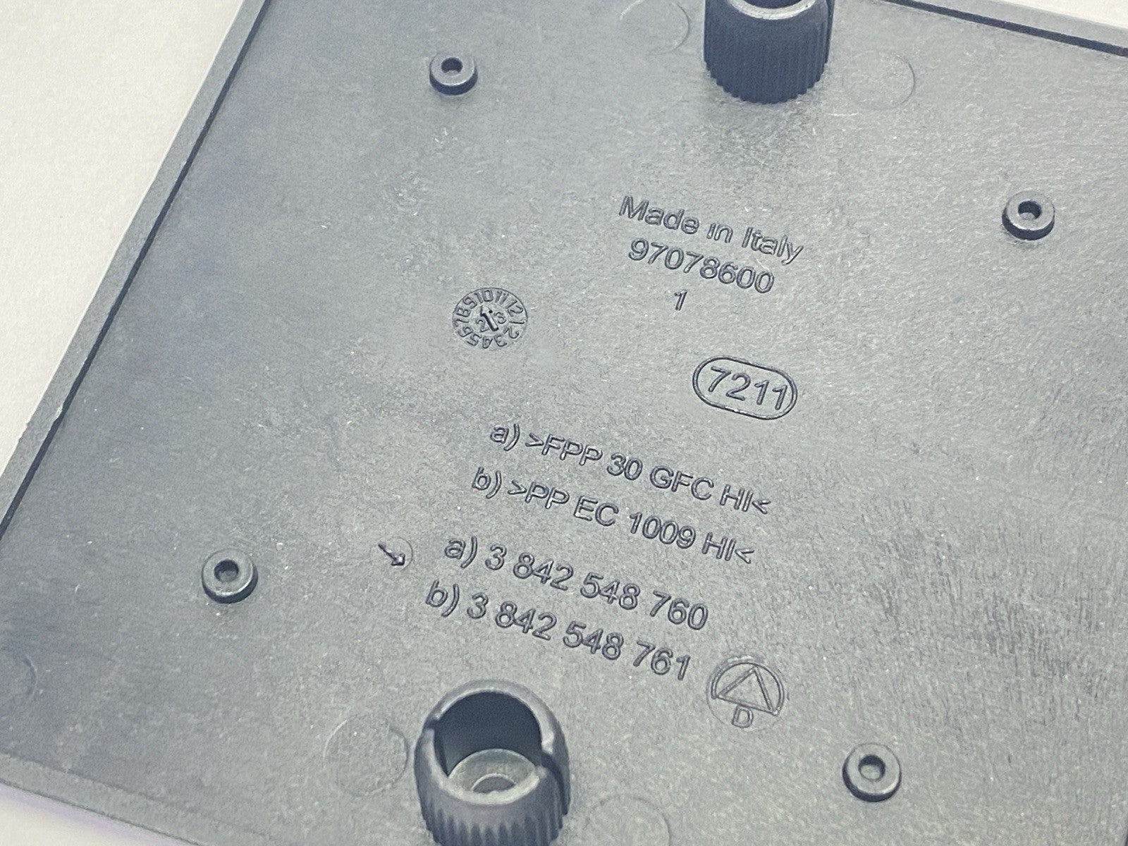 Bosch Rexroth 3842548761 Cap Cover 90x90 PKG OF 20 - Maverick Industrial Sales