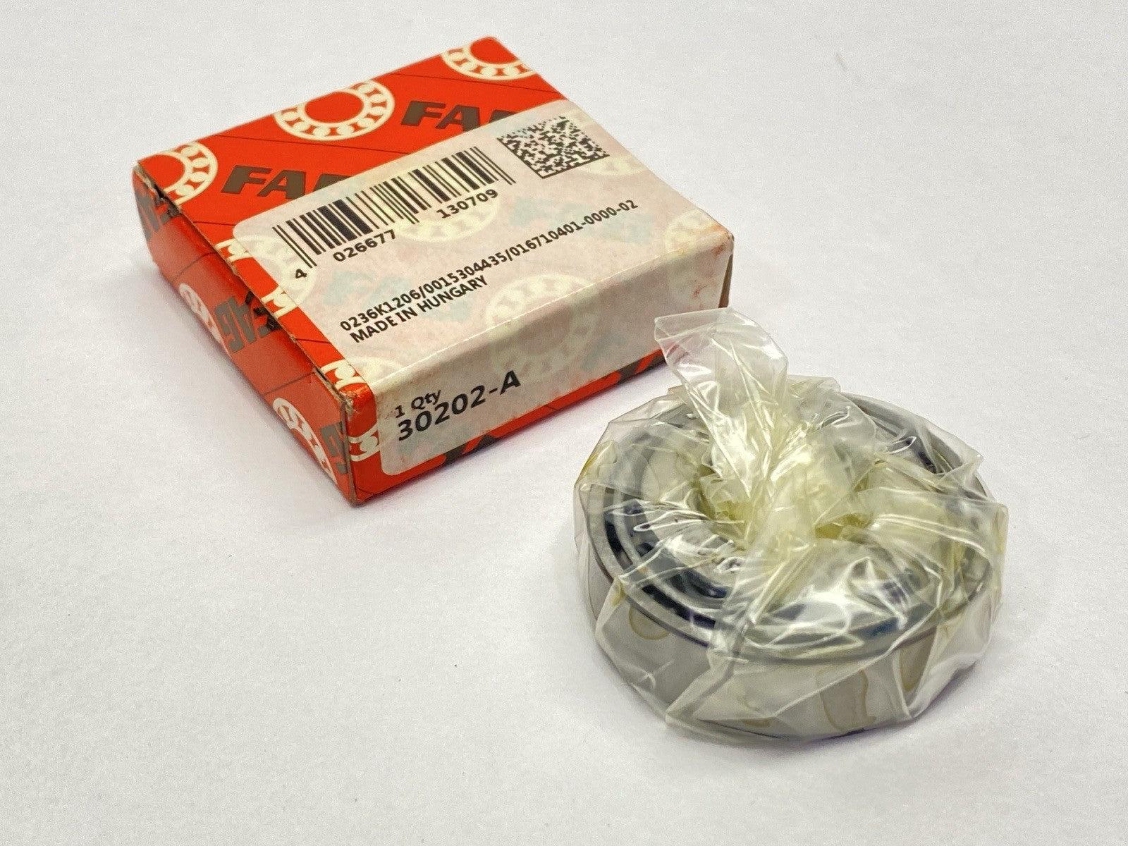 30202-A | FAG Tapered Roller Bearing 15mm Bore 35mm OD 11.75mm Width - New - Maverick Industrial Sales