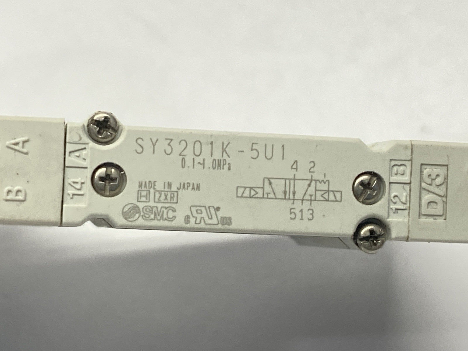 SY3201K-5U1 | SMC Pneumatic 5-Port Solenoid Valve - Used - Maverick Industrial Sales