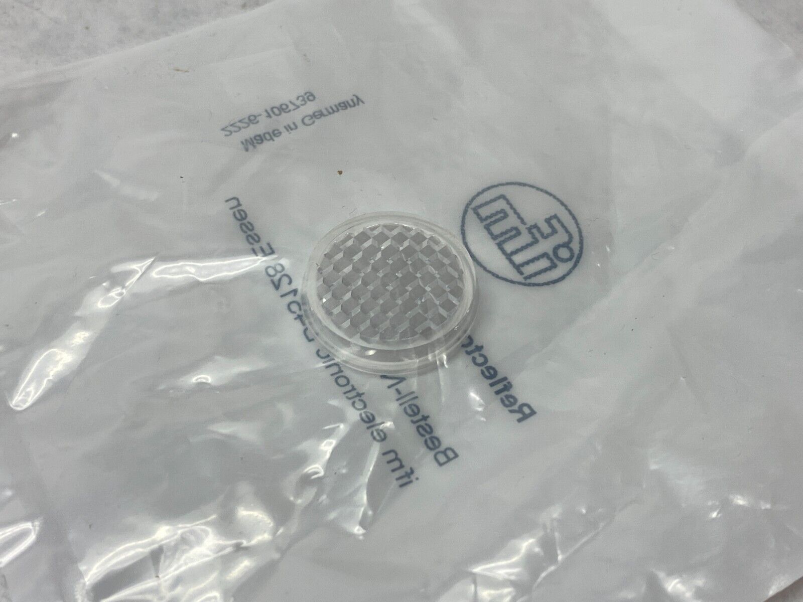 Ifm E20003 Round Reflector for Retro-Reflective Sensors TS-22 - Maverick Industrial Sales